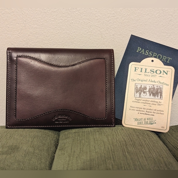 Filson Bags Cc Filson New Brown Leather Bifold Passport Holder